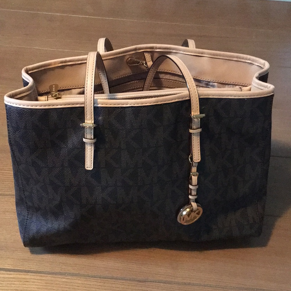 Michael Kors should bag -dark brown